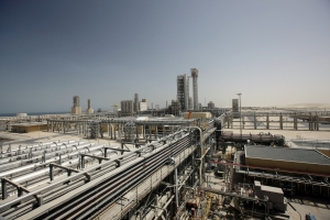 <h6>Engineering, Procurement and Construction Contract for an Ethylene Derivatives Complex at Mesaieed I</h6><br><h7>Country: Qatar / Client: Qatar Chemical Company<br>Company: Daewoo Engineering&Construction Co., Ltd.<br>Project Cost: 420419.0000 / Work Duration: </h7>